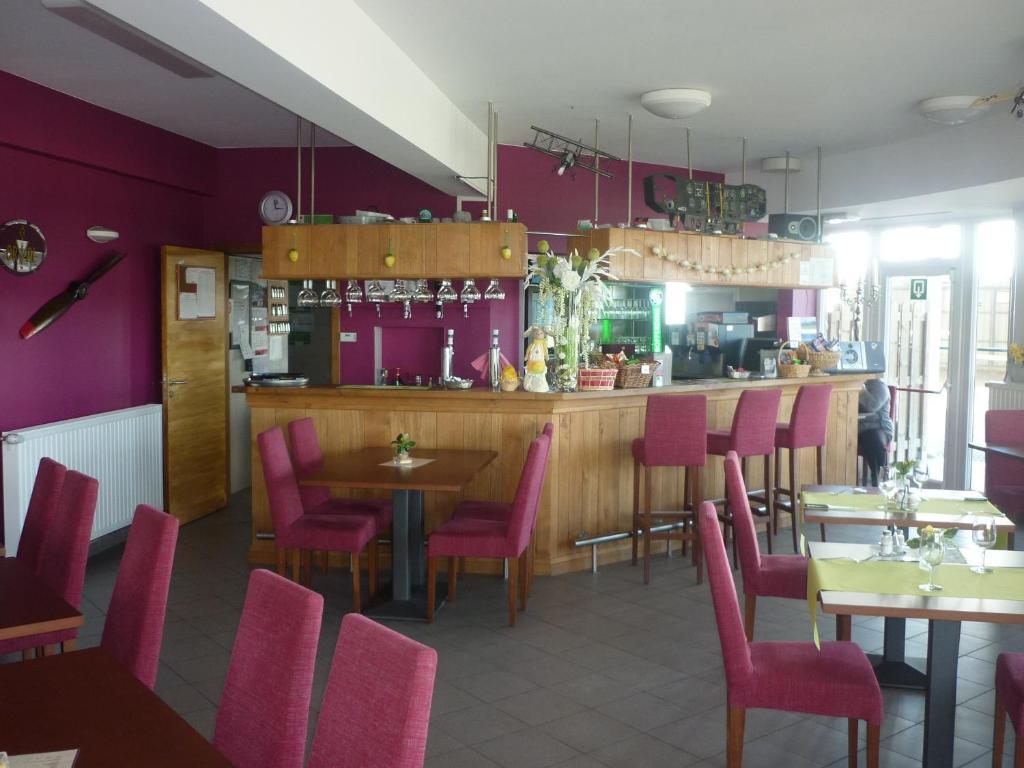 Hotel Les 100 Ciels Saint-Hubert Zewnętrze zdjęcie