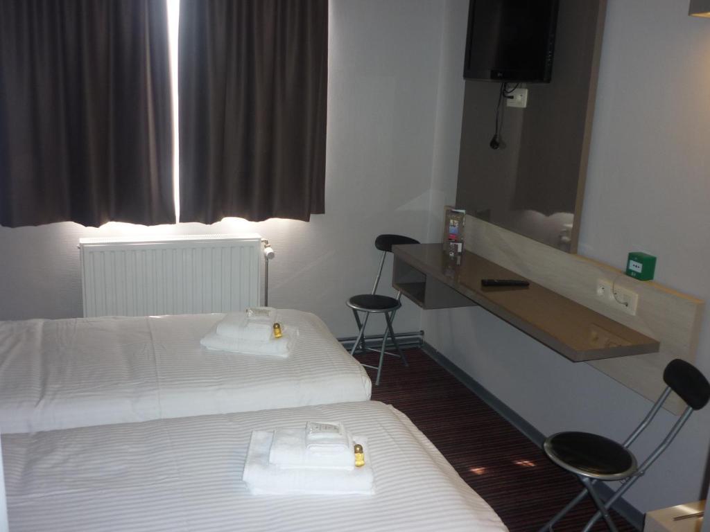 Hotel Les 100 Ciels Saint-Hubert Pokój zdjęcie